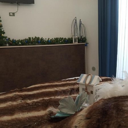 Acquazzurra Affittacamere Torre Lapillo Bagian luar foto