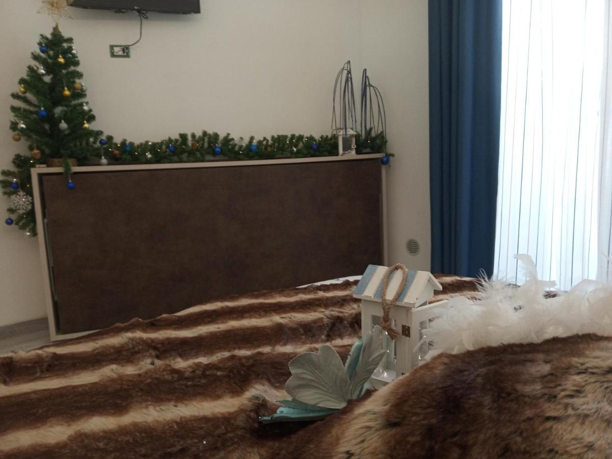 Acquazzurra Affittacamere Torre Lapillo Bagian luar foto