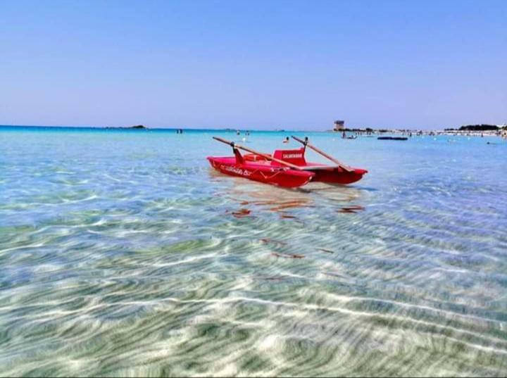 Acquazzurra Affittacamere Torre Lapillo Bagian luar foto