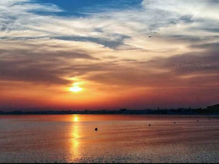 Acquazzurra Affittacamere Torre Lapillo Bagian luar foto